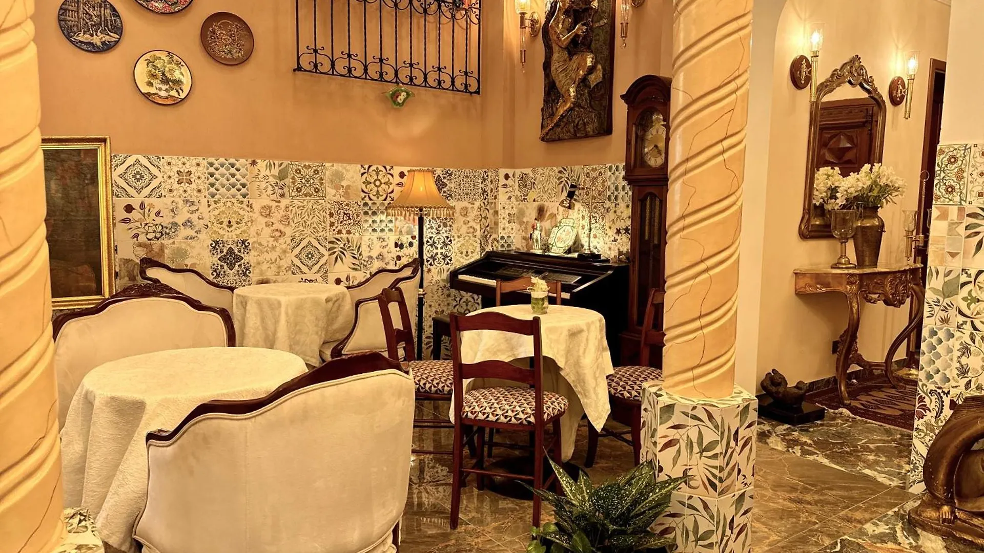 Hotel Boutique Patio Andaluz Cali Granada 5*,  Colombia